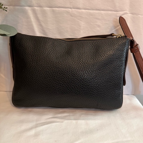 Fossil | leather | crossbody | zipper | black & brown | 9x9 | purse - Picture 7 of 15